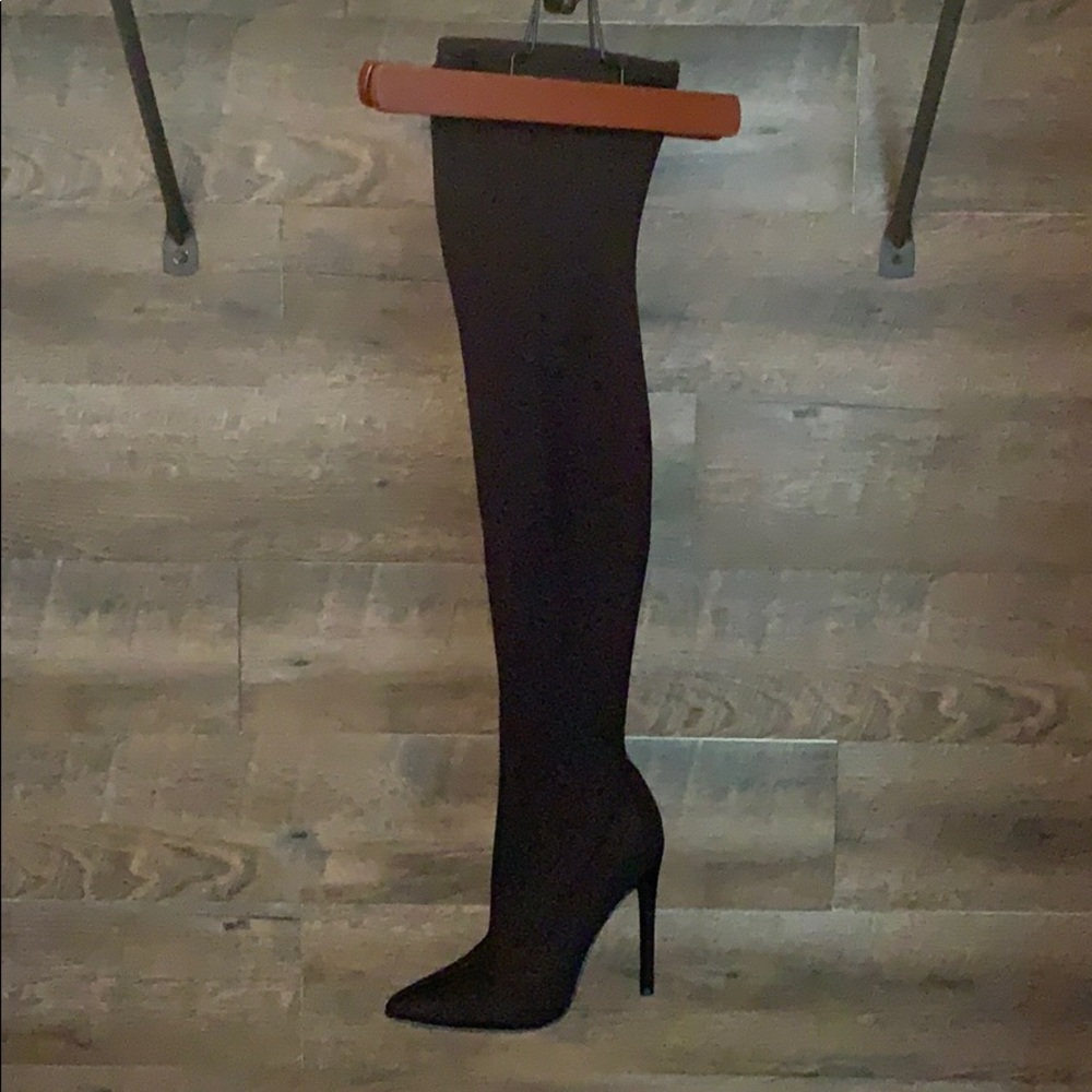 Tall boot